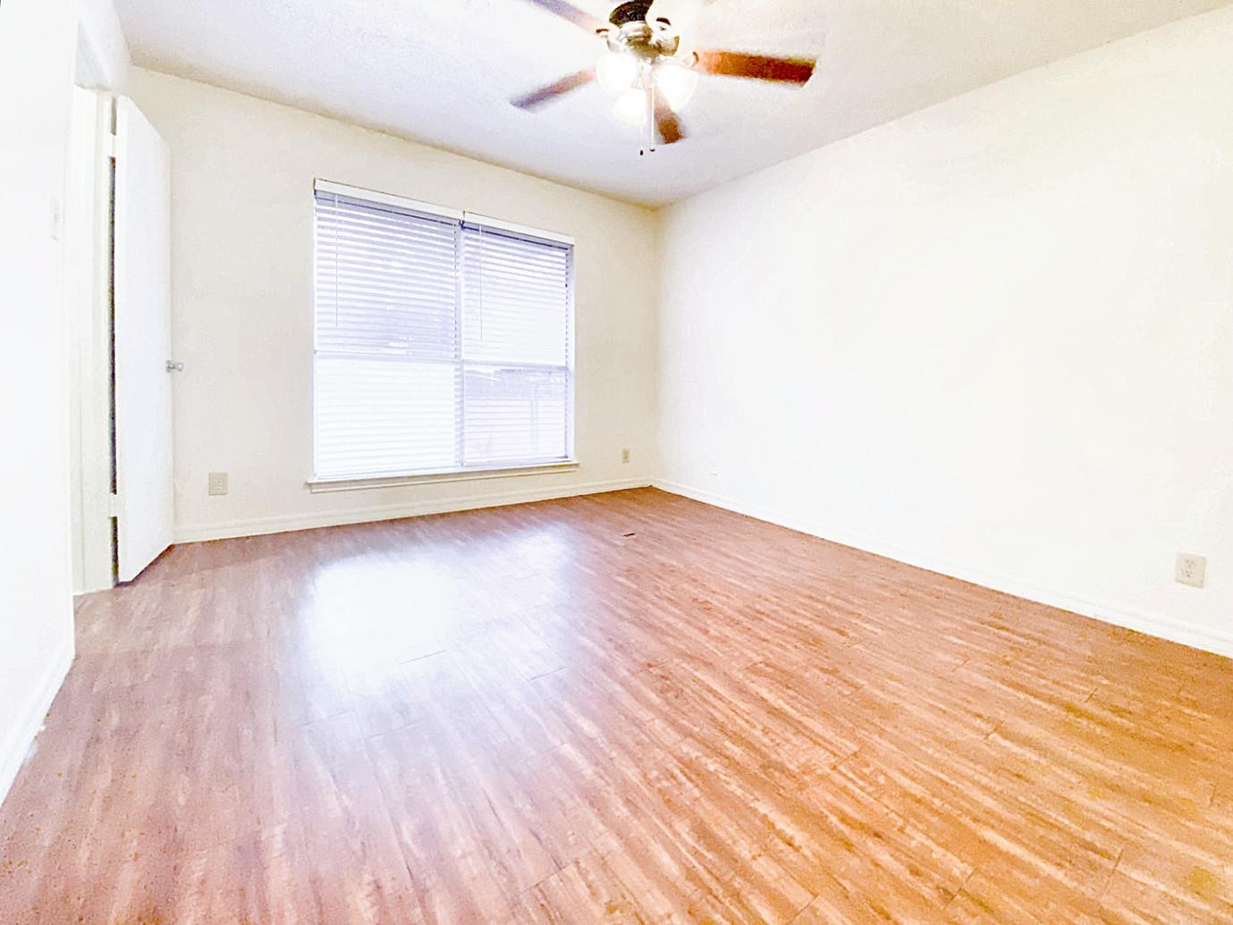 106 Hughson Ct, San Marcos, TX 78666