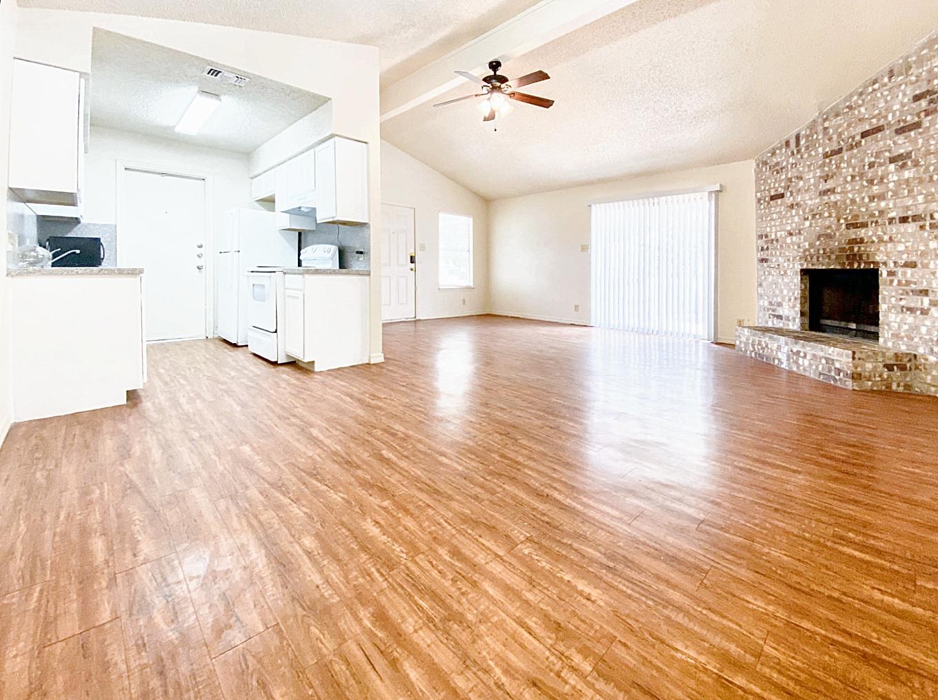 106 Hughson Ct, San Marcos, TX 78666
