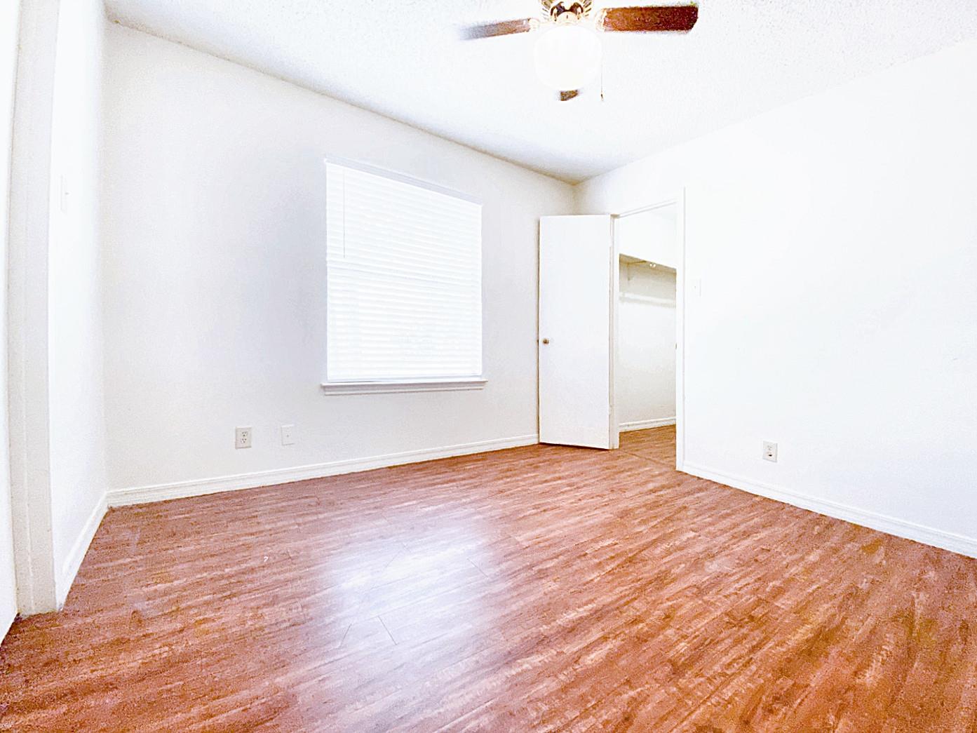 106 Hughson Ct, San Marcos, TX 78666