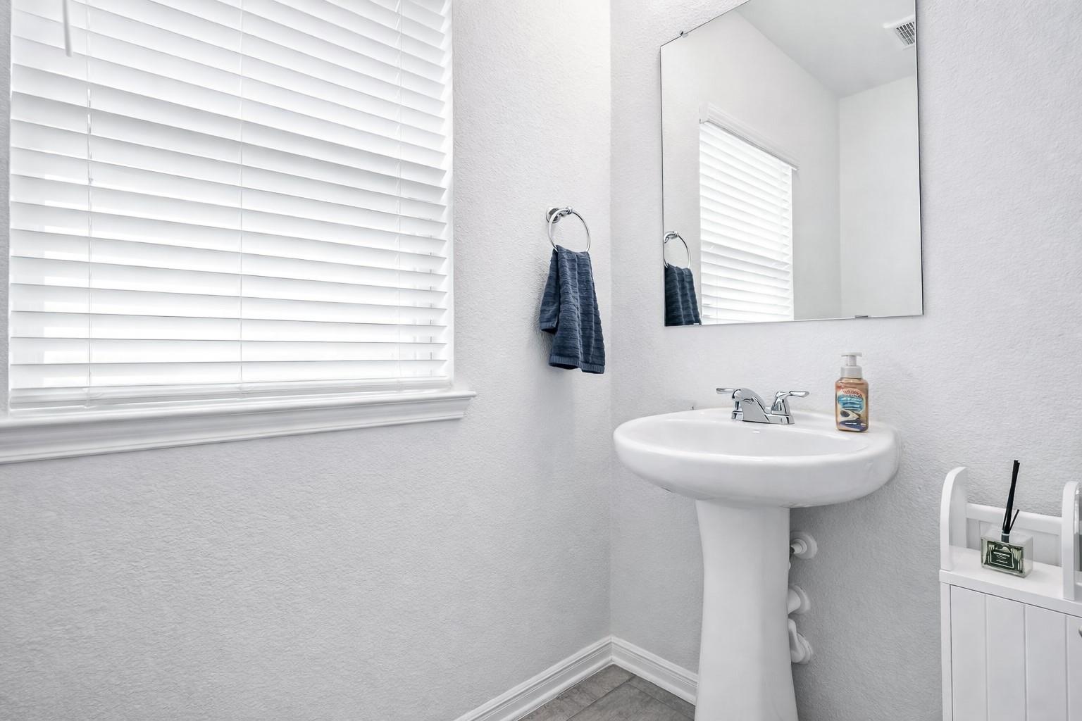 940 Paddock Ln, Georgetown, TX 78626