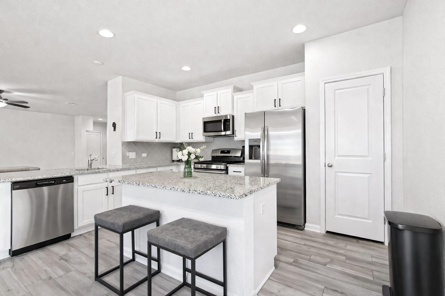 940 Paddock Ln, Georgetown, TX 78626