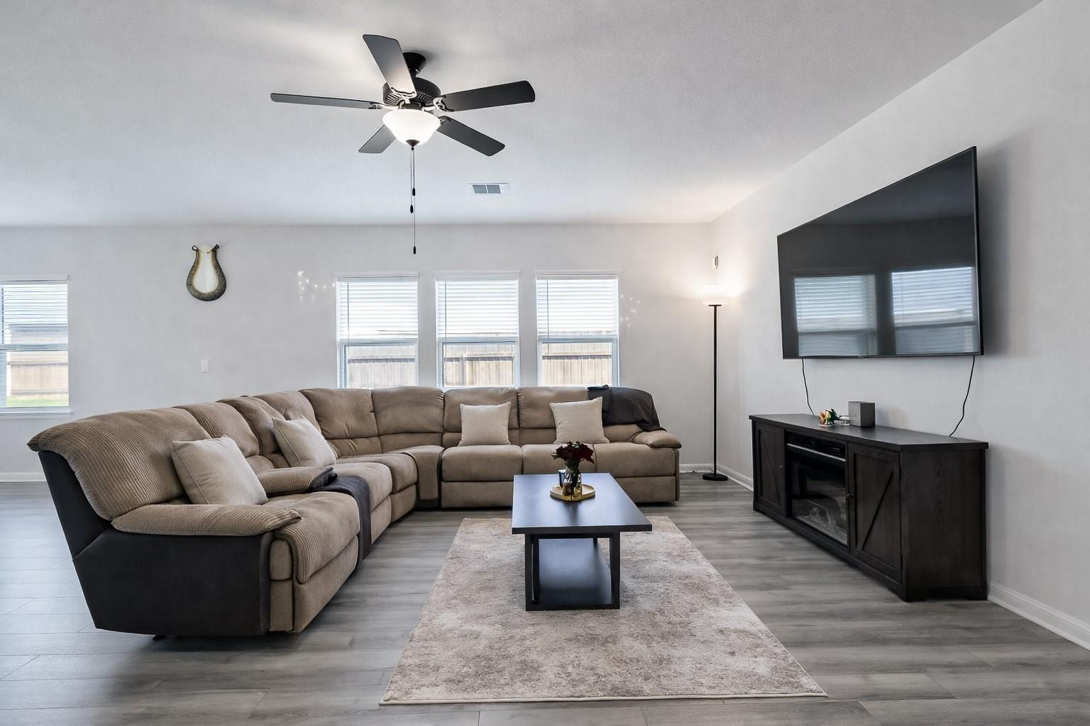 940 Paddock Ln, Georgetown, TX 78626