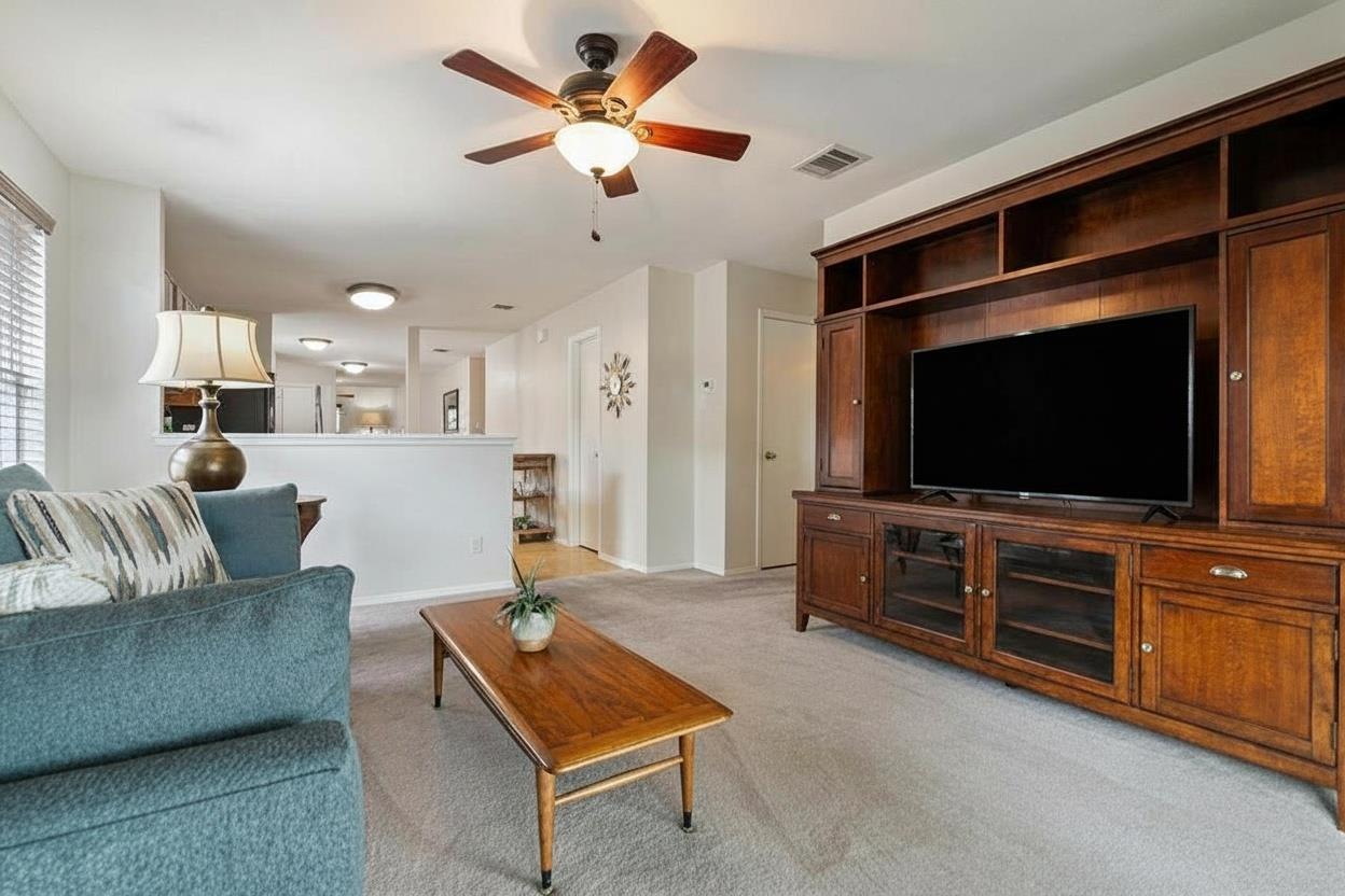 11225 Autumn Ash Dr, Manchaca, TX 78652