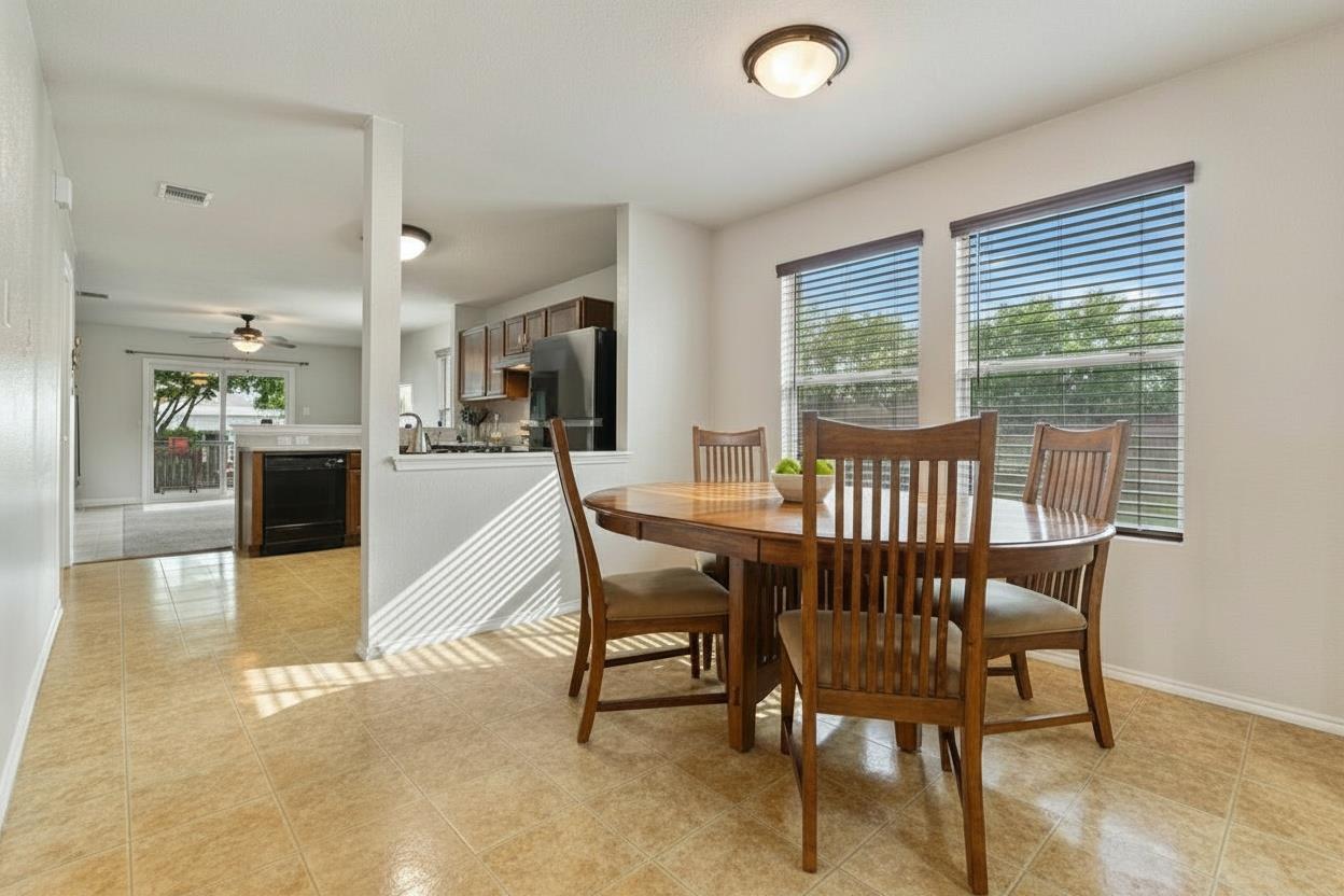 11225 Autumn Ash Dr, Manchaca, TX 78652