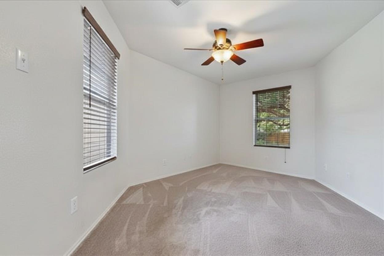 11225 Autumn Ash Dr, Manchaca, TX 78652