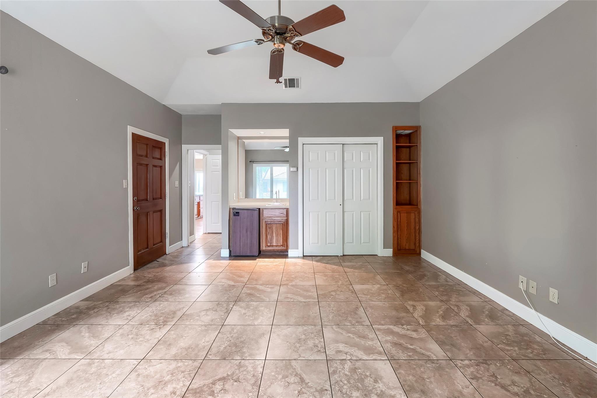 1607 Clubhouse Hill Dr, Spicewood, TX 78669