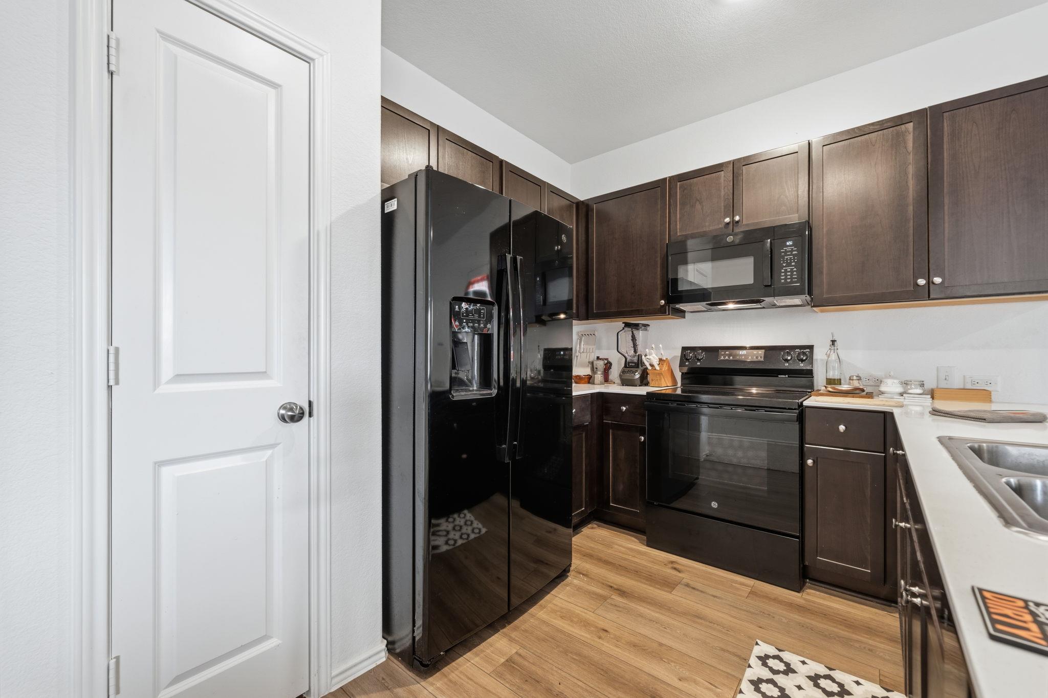 116 Standing Rock Ln, Marble Falls, TX 78654