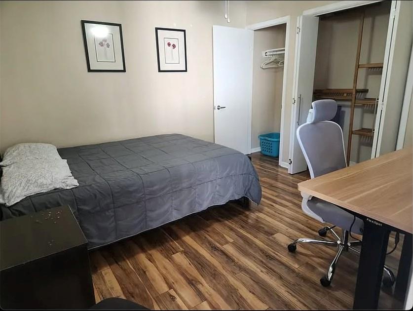 1304 Summit St # 208, Austin, TX 78741