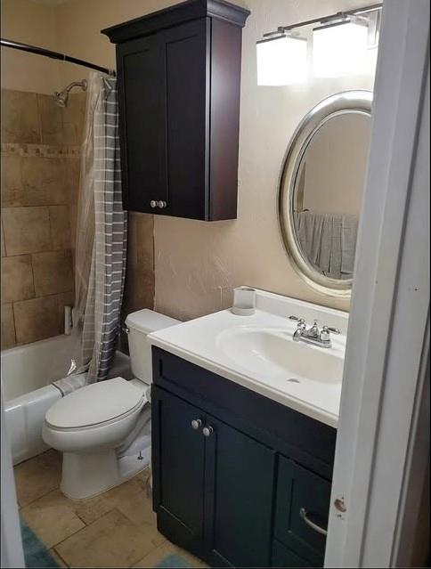 1304 Summit St # 208, Austin, TX 78741