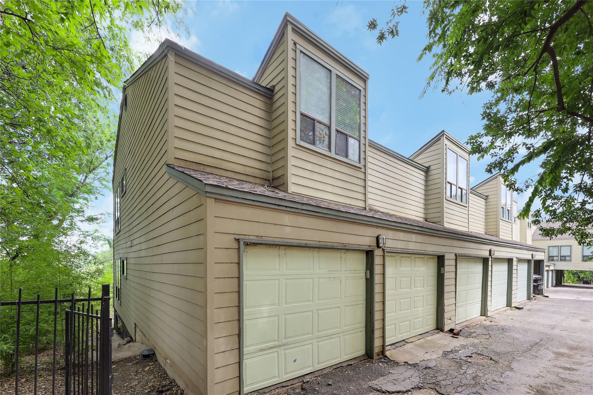 2612 San Pedro St # 219, Austin, TX 78705