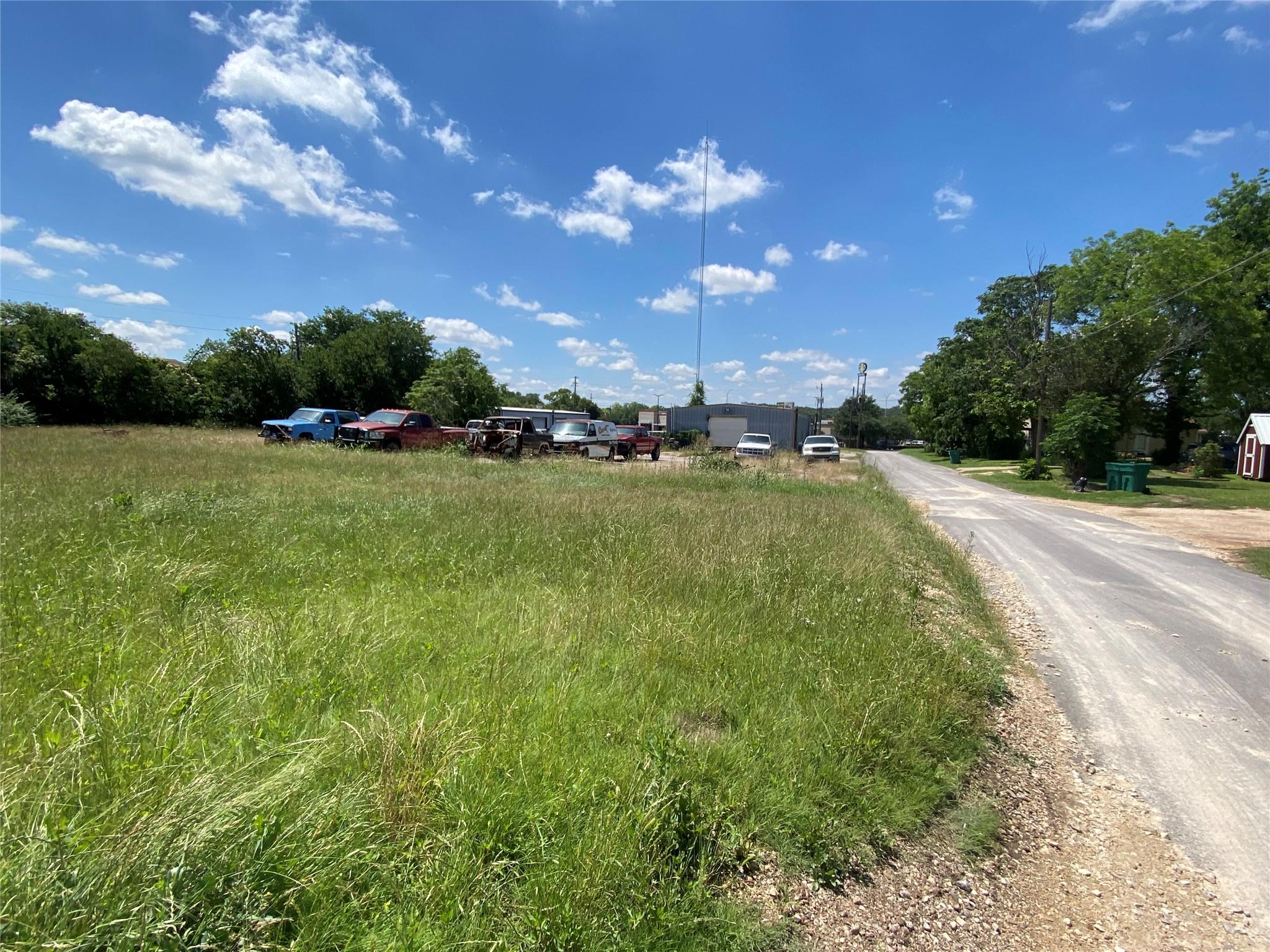 1000 E 2nd Ave E, Belton, TX 76513