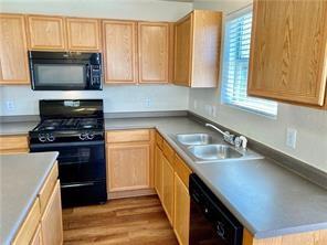 105 Fossil Trl, Leander, TX 78641
