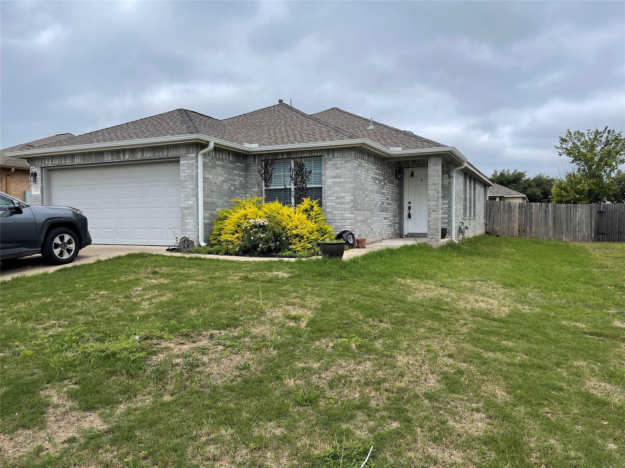 105 Fossil Trl, Leander, TX 78641