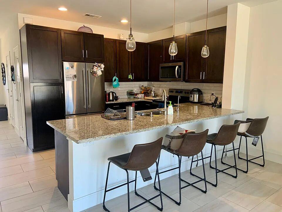 206 Conservation Dr, Austin, TX 78717