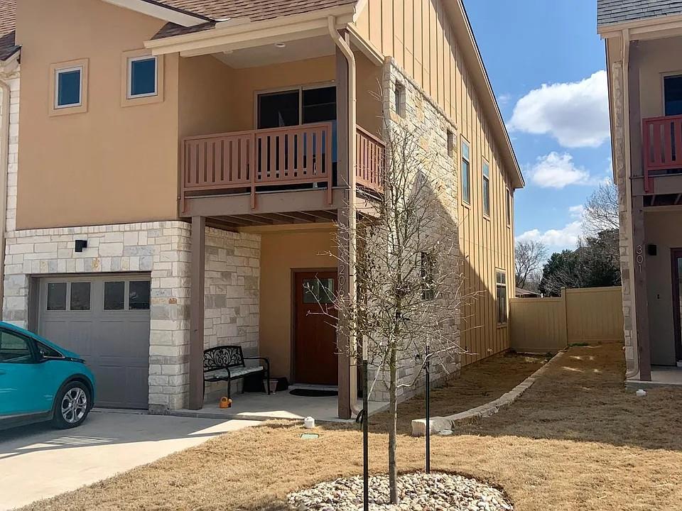 206 Conservation Dr, Austin, TX 78717