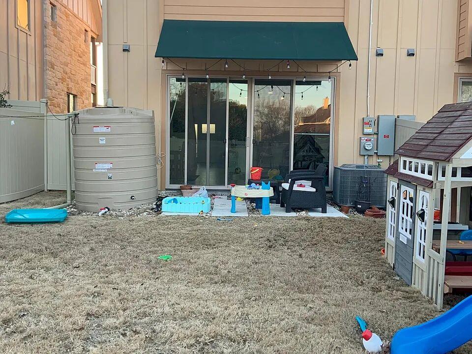 206 Conservation Dr, Austin, TX 78717