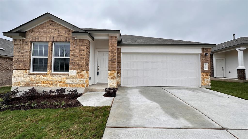 606 Arnage Dr, Hutto, TX 78634