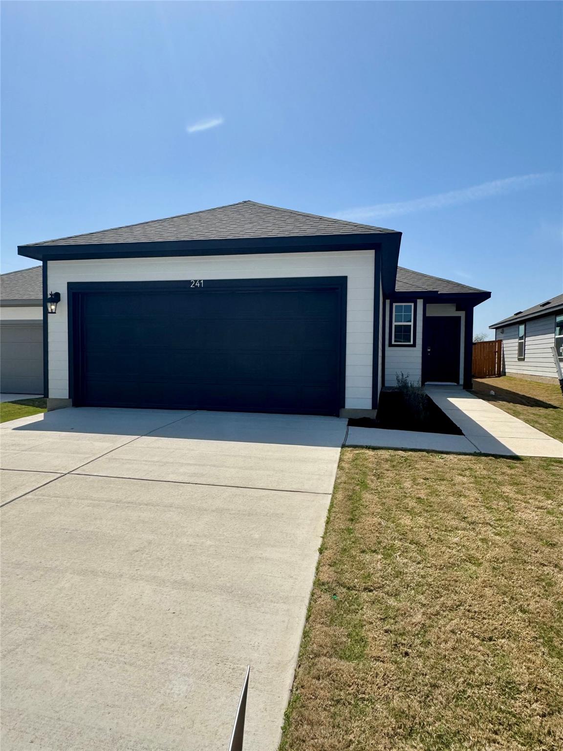 241 Alcatraz Loop, Jarrell, TX 76537