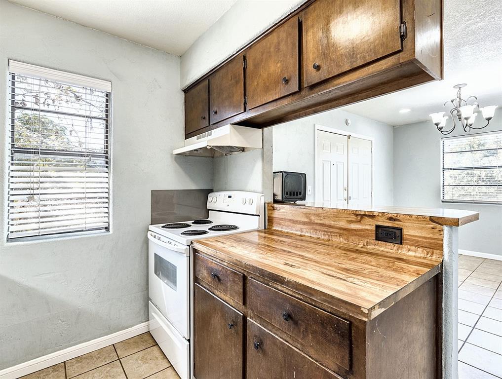 901 Glass Dr # A, Leander, TX 78641