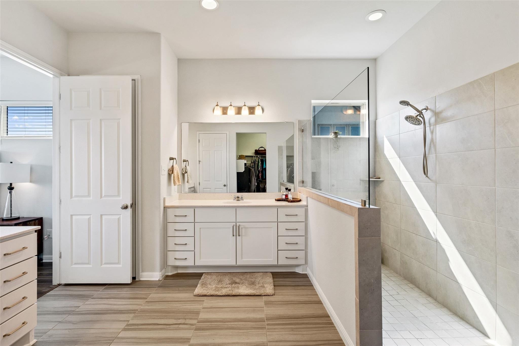 162 Lunar Loop, Austin, TX 78737