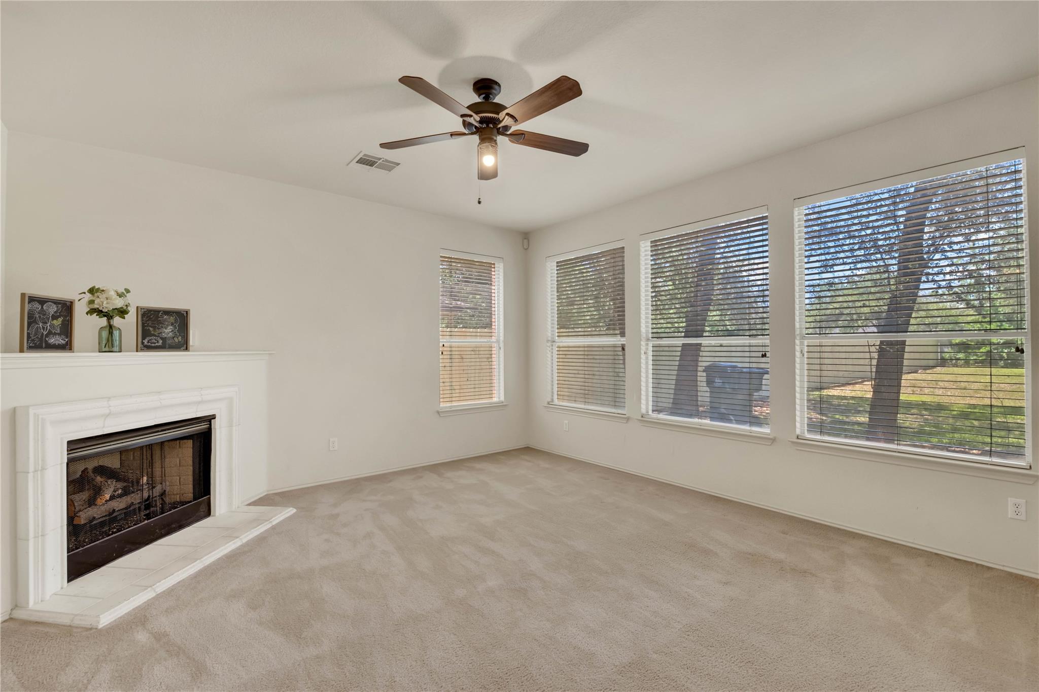 711 Horizon Trl, Cedar Park, TX 78613