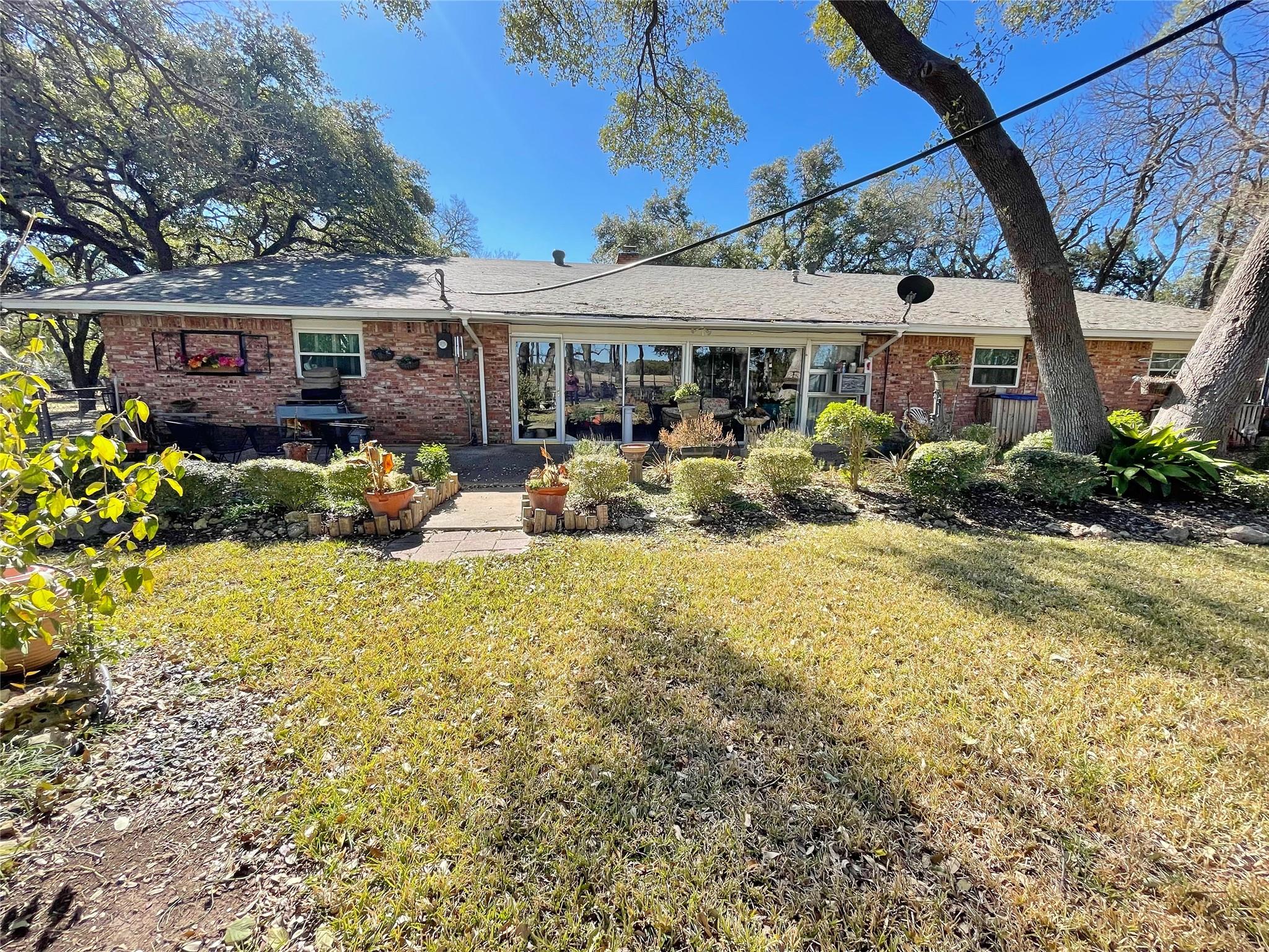 700 Shanklin Rd, Belton, TX 76513