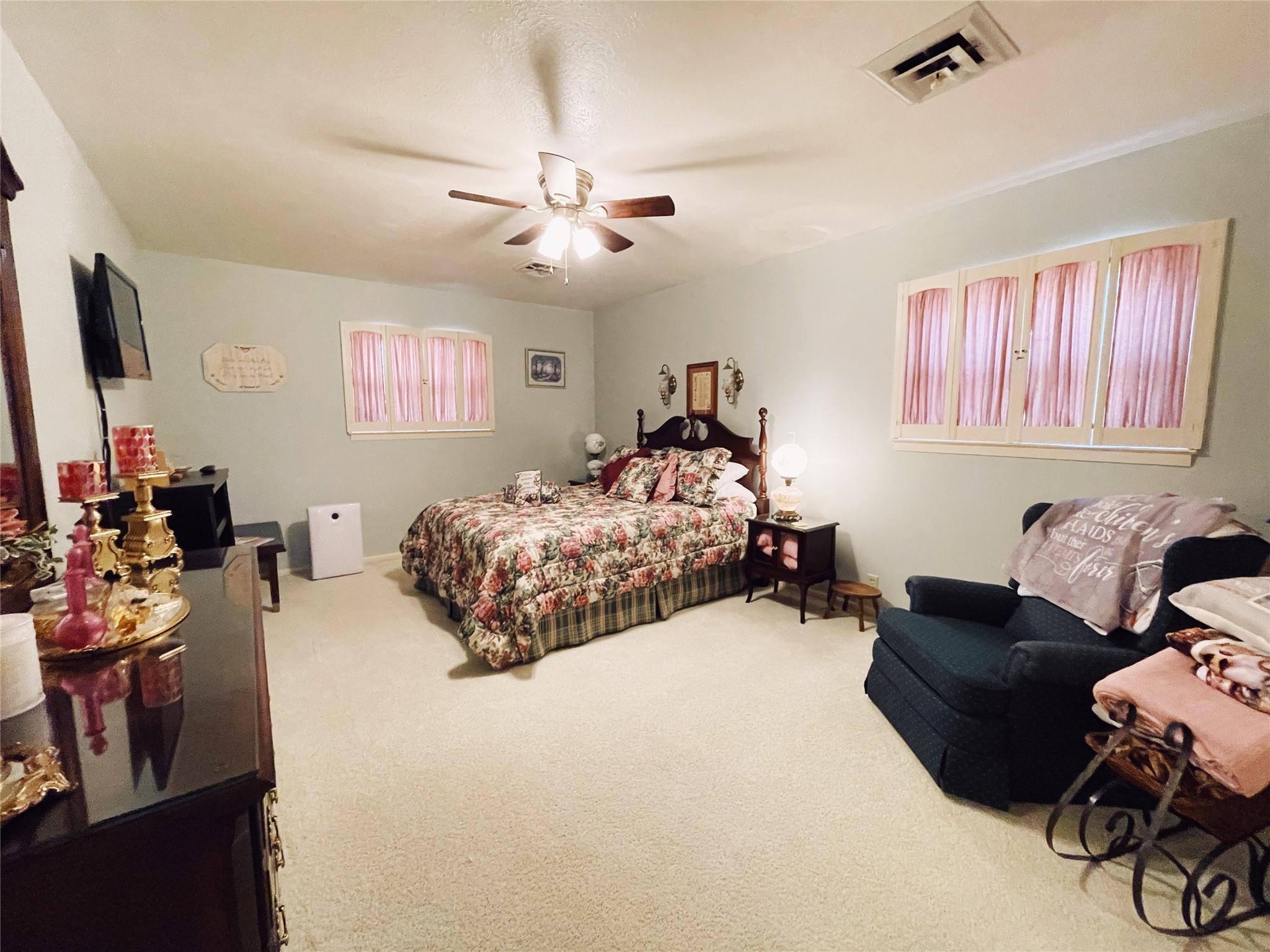 700 Shanklin Rd, Belton, TX 76513