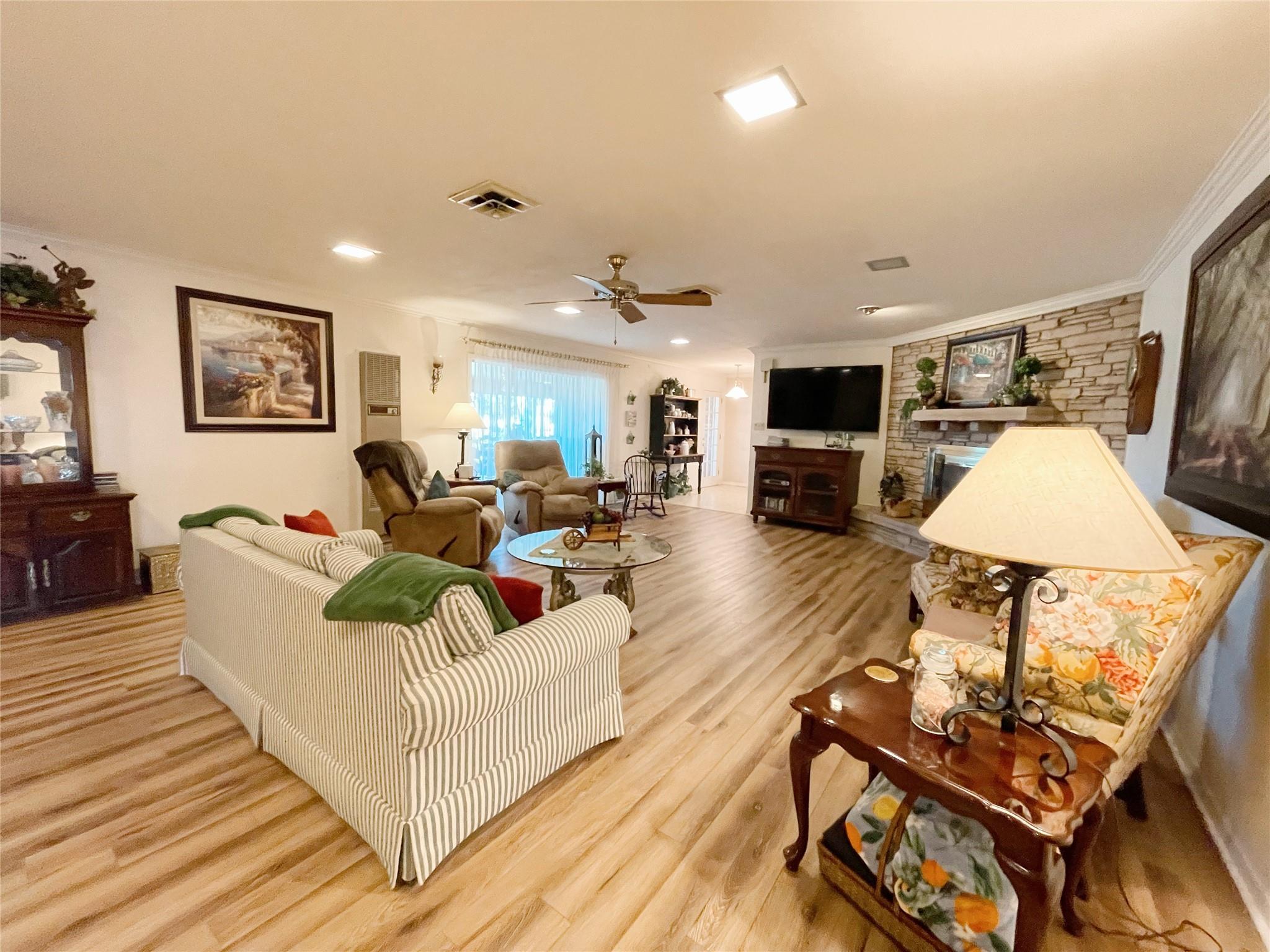 700 Shanklin Rd, Belton, TX 76513