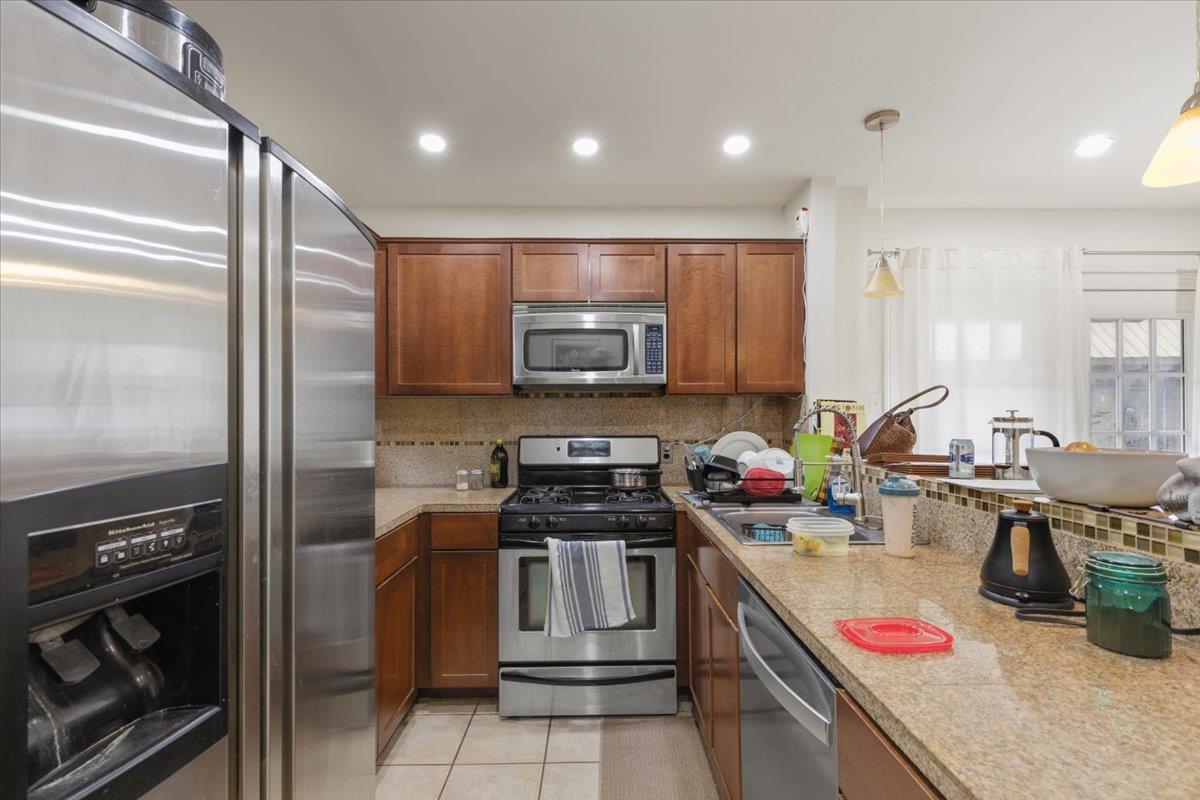 6307 Shadow Valley Dr, Austin, TX 78731