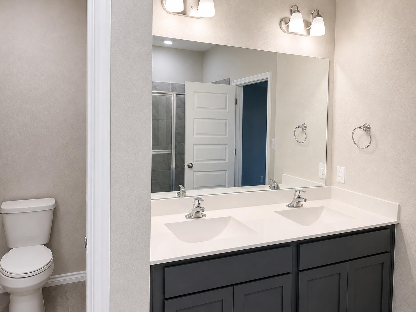 2156 Griffith Dr, Seguin, TX 78155