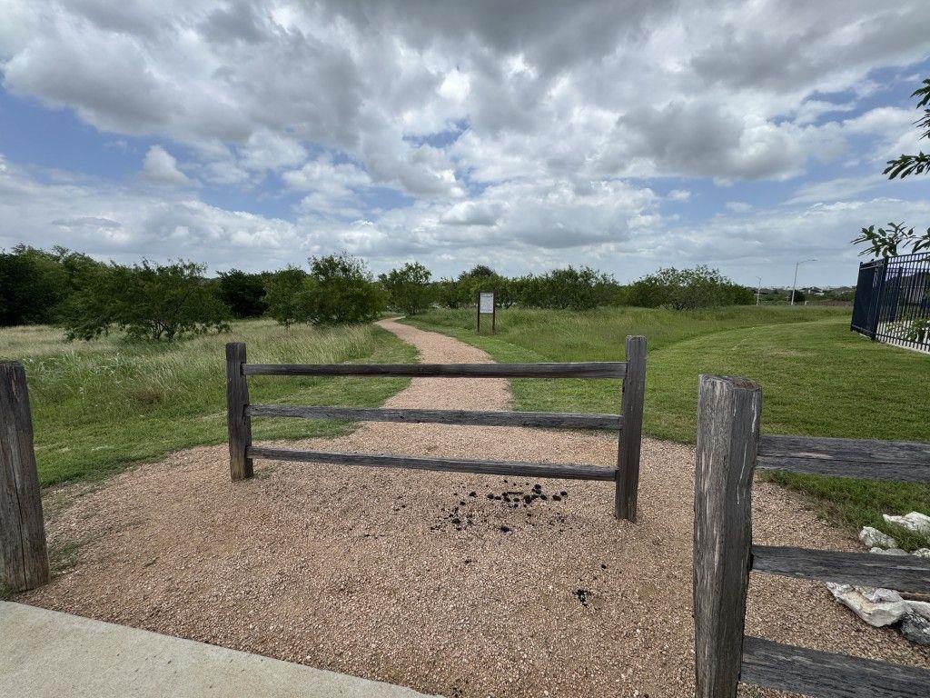 12008 Reindeer Dr, Austin, TX 78754