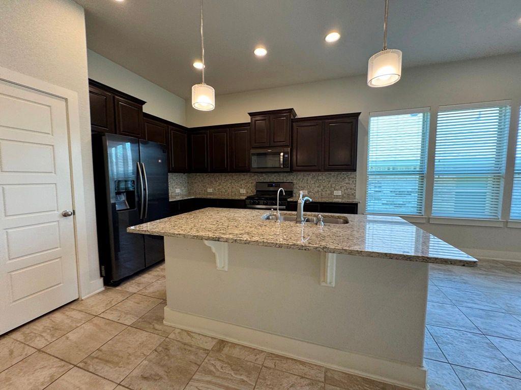 12008 Reindeer Dr, Austin, TX 78754