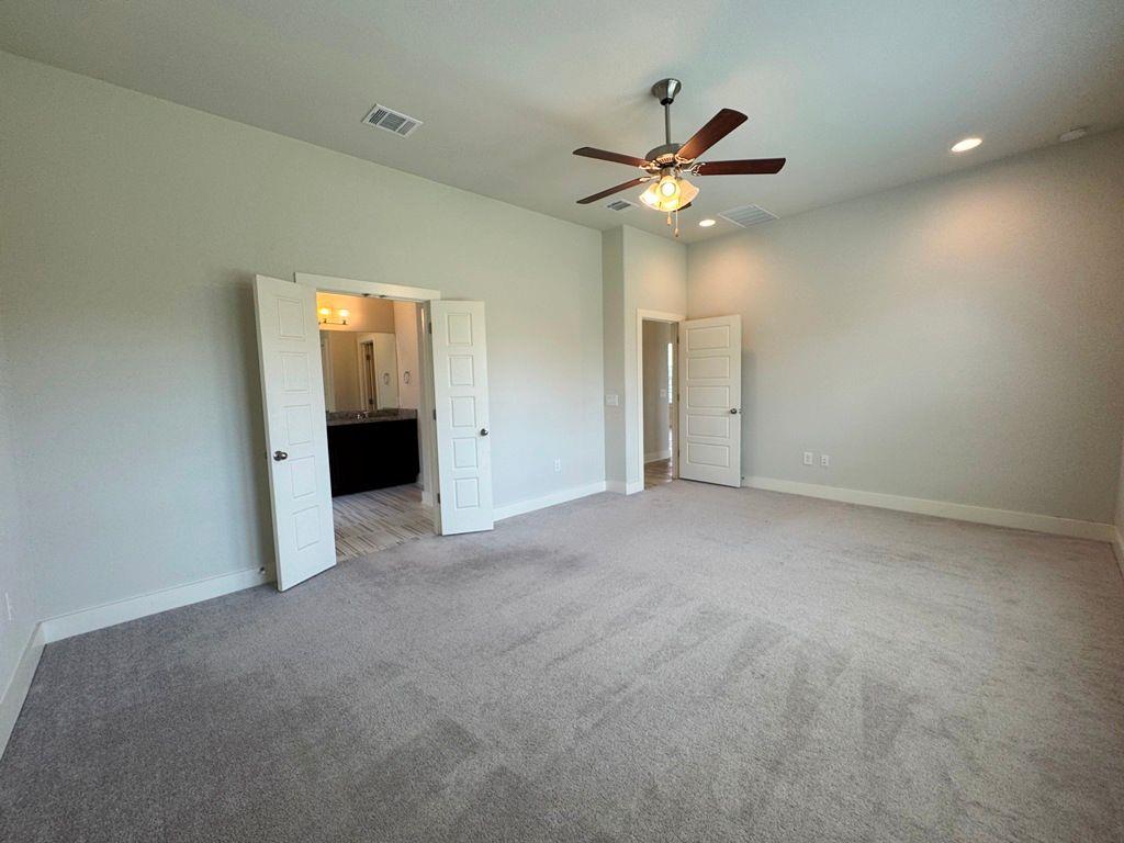 12008 Reindeer Dr, Austin, TX 78754