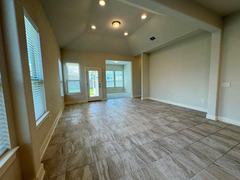 12008 Reindeer Dr, Austin, TX 78754