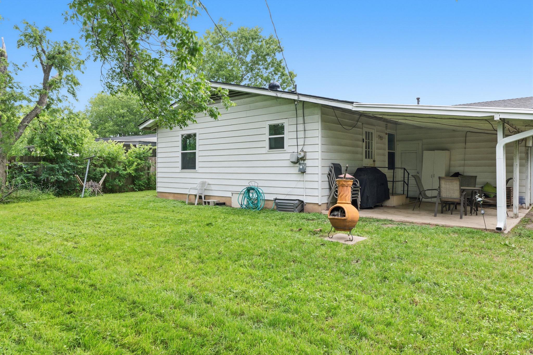 8207 Lazy Ln, Austin, TX 78757