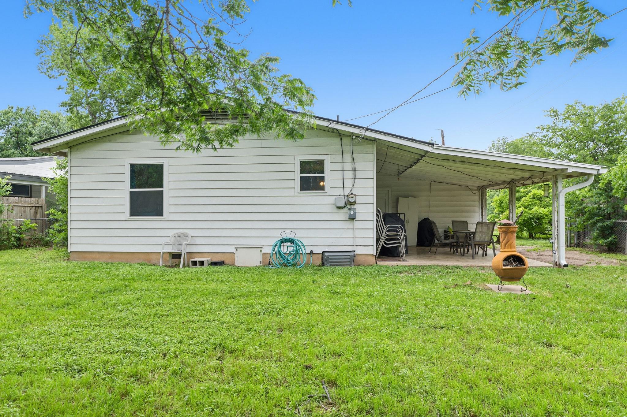 8207 Lazy Ln, Austin, TX 78757