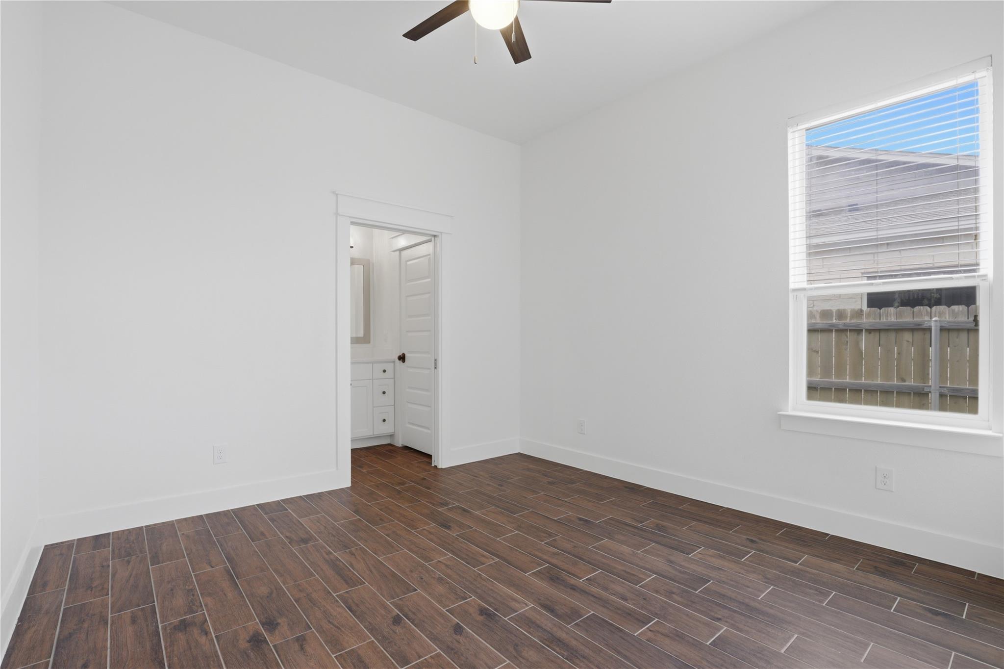 133 Greg Ln, Jarrell, TX 76537