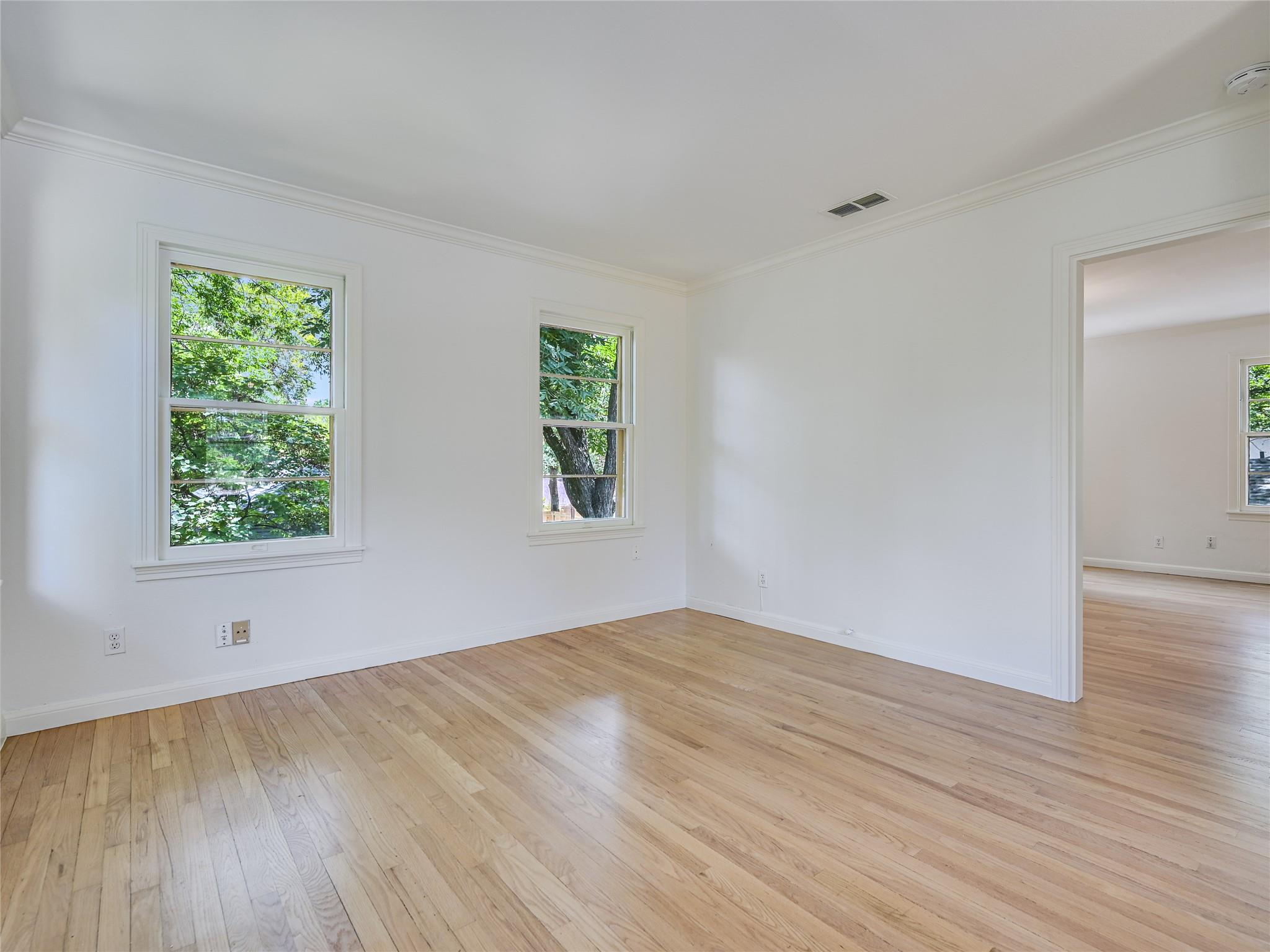 501 Carolyn Ave, Austin, TX 78705