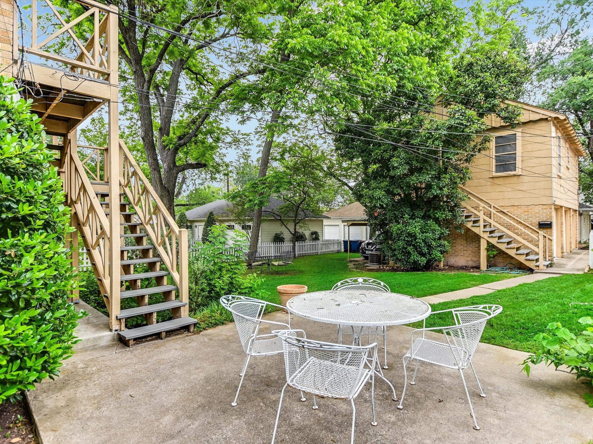 501 Carolyn Ave, Austin, TX 78705