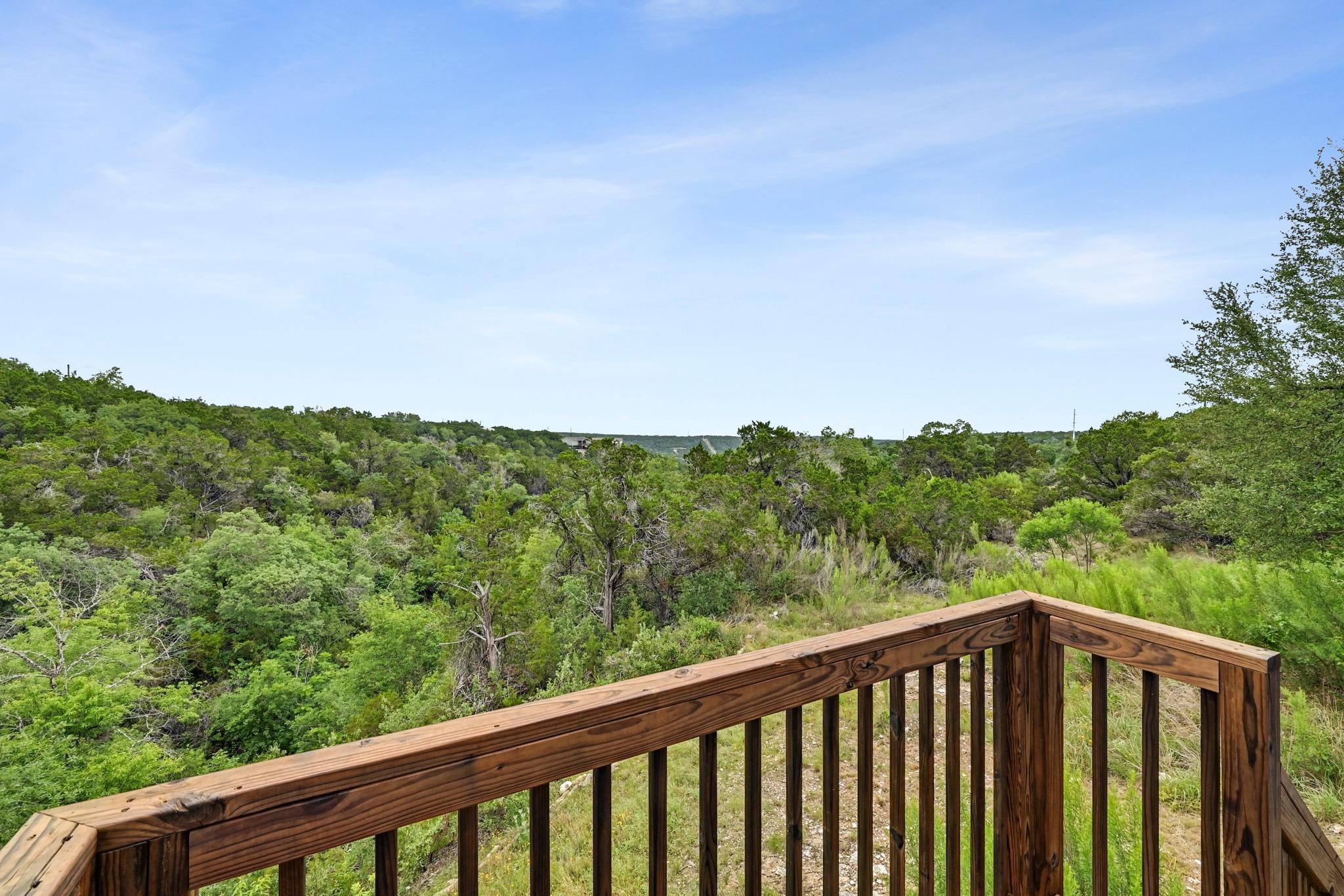 8312 S Timber Trl S, Lago Vista, TX 78645