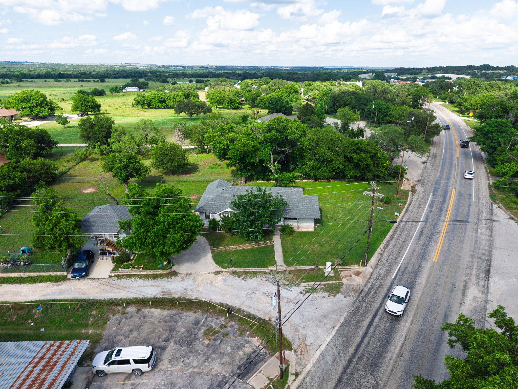 1301 Taylor St, Lampasas, TX 76550