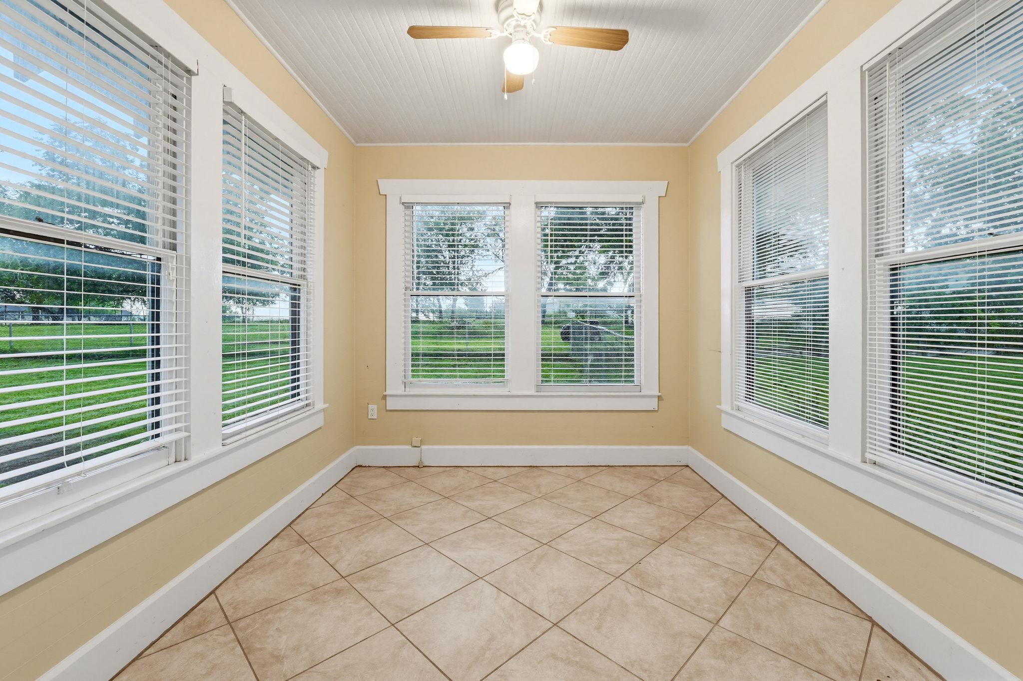 1301 Taylor St, Lampasas, TX 76550