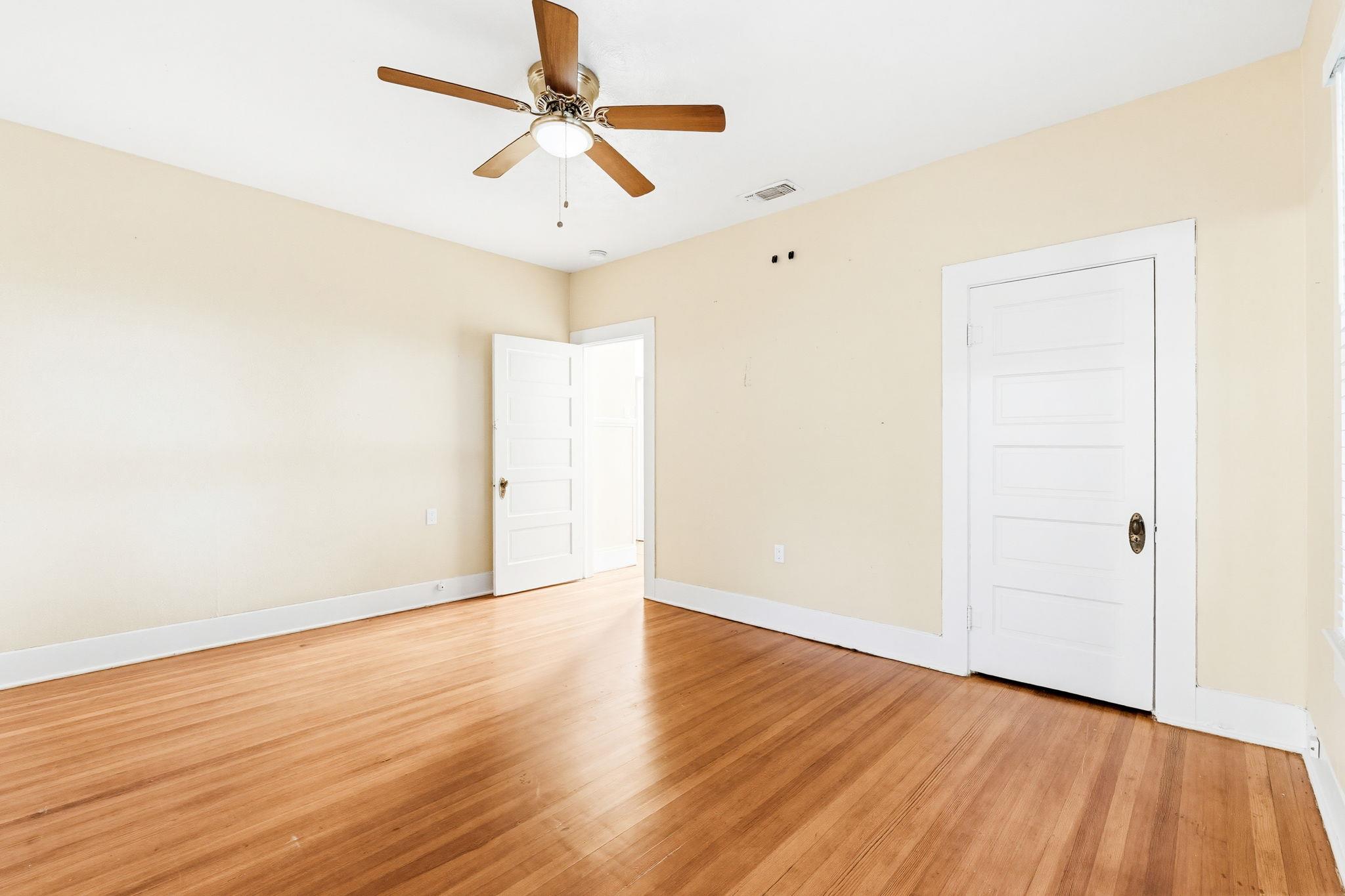 1301 Taylor St, Lampasas, TX 76550