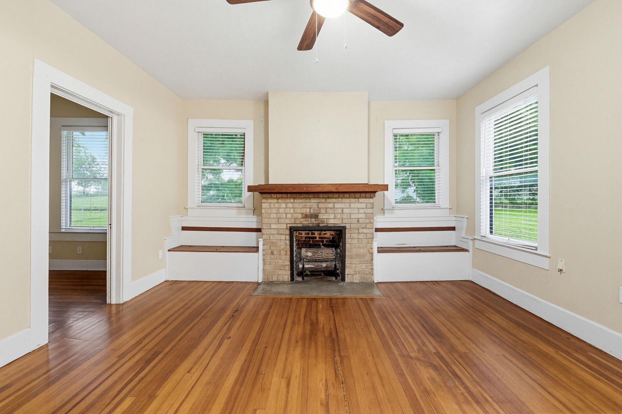 1301 Taylor St, Lampasas, TX 76550
