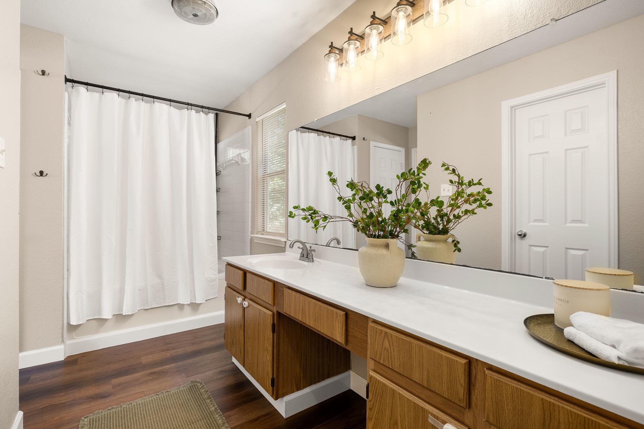 1201 Cedar Hills Blvd, Cedar Park, TX 78613
