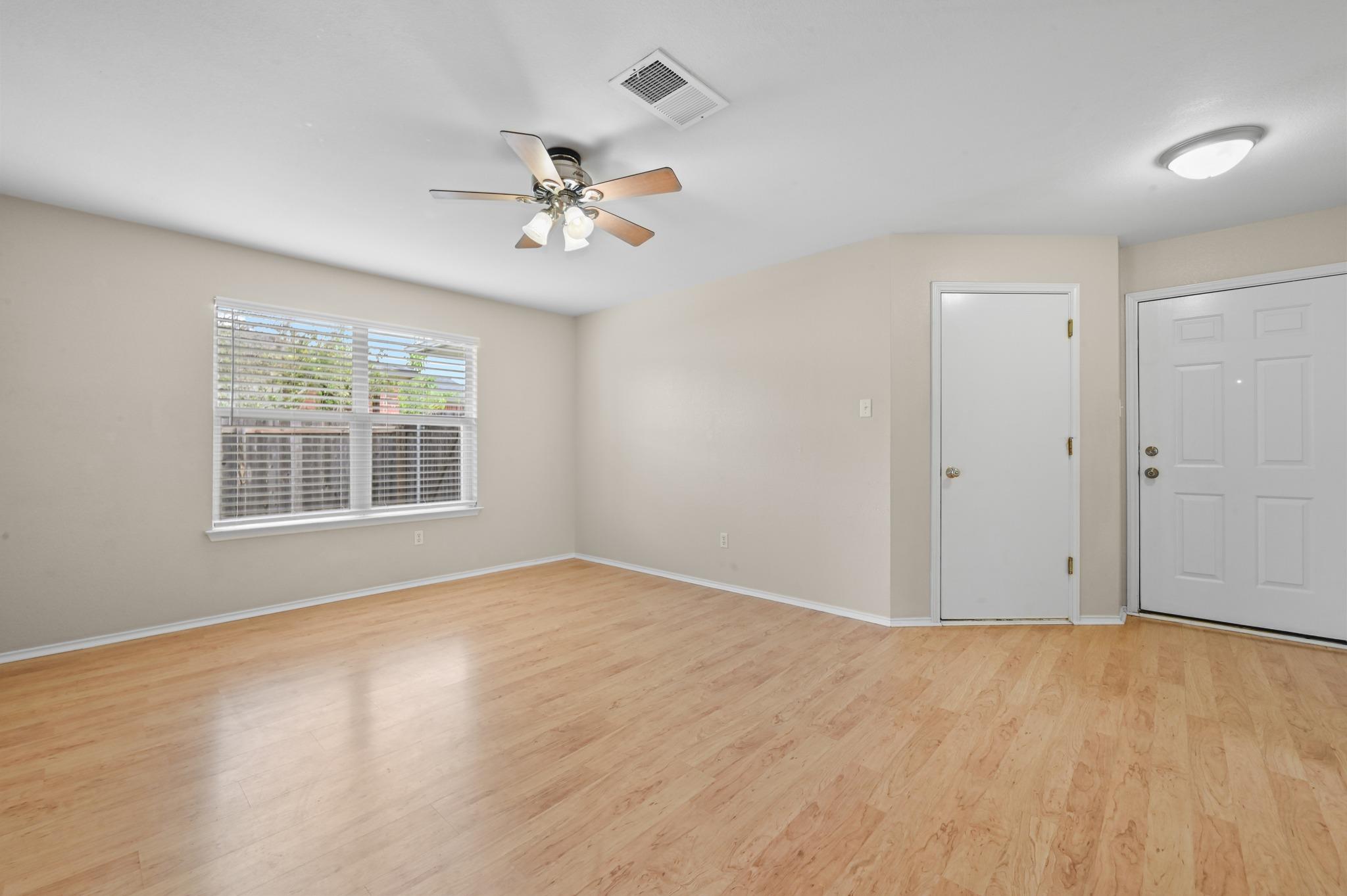 112 Mason Reed Cv, Kyle, TX 78640