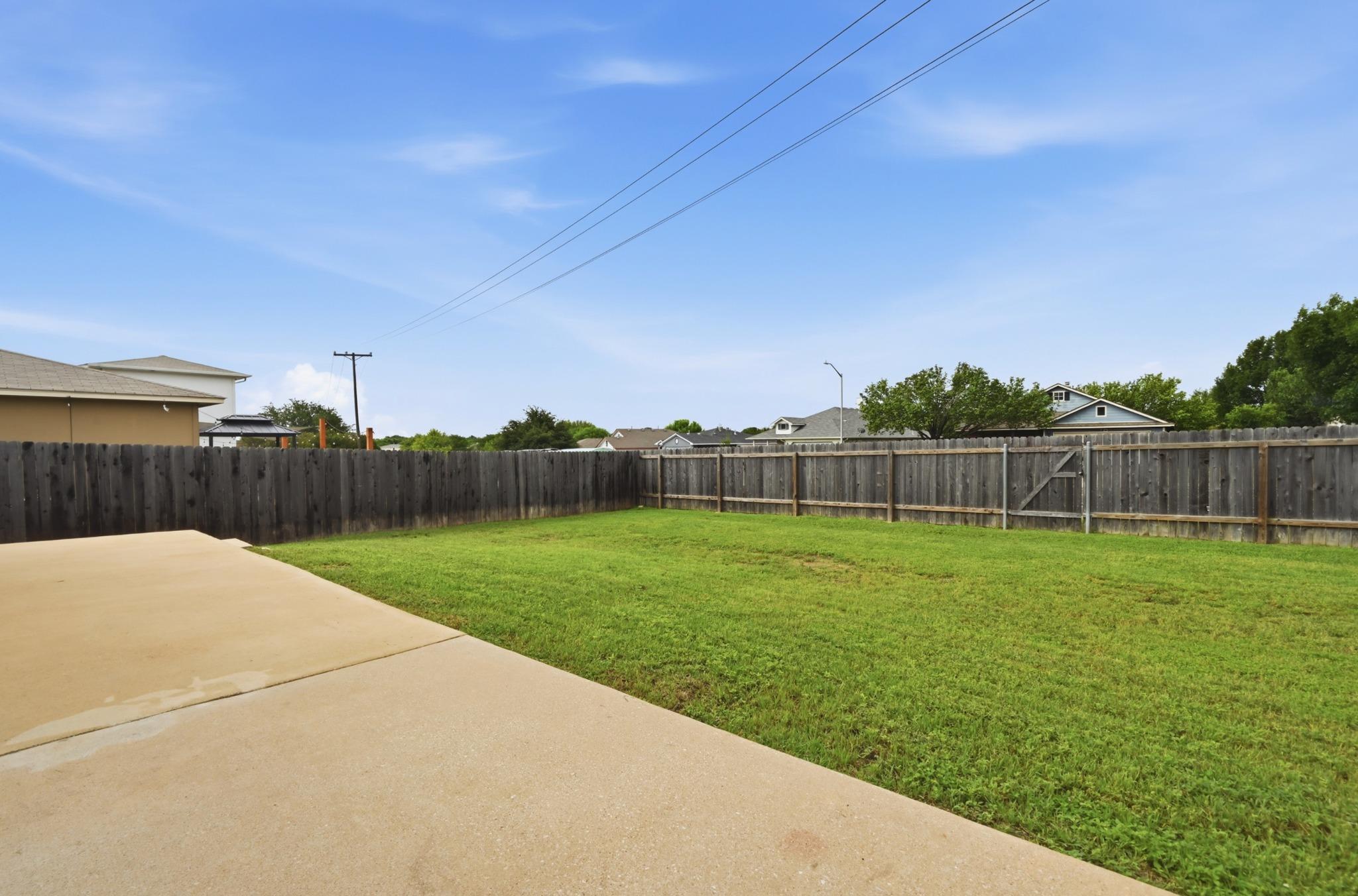 112 Mason Reed Cv, Kyle, TX 78640