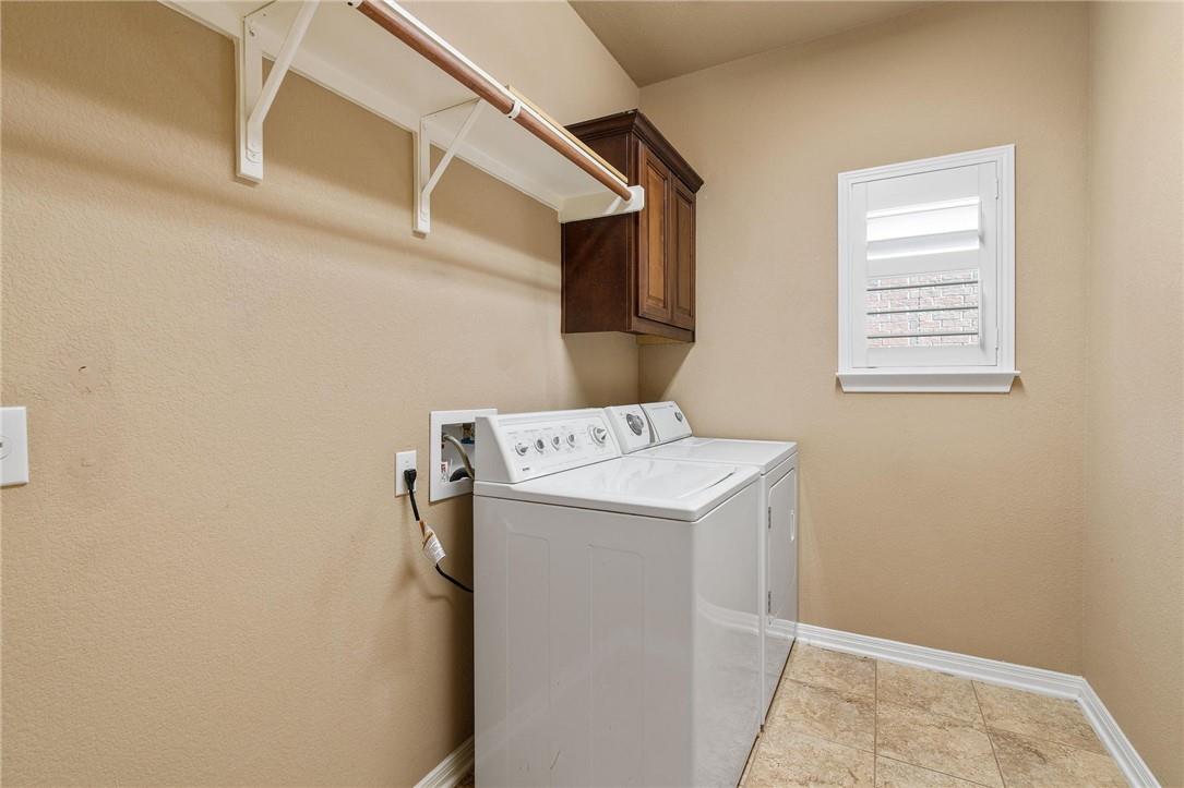 4708 Mont Blanc Dr, Bee Cave, TX 78738