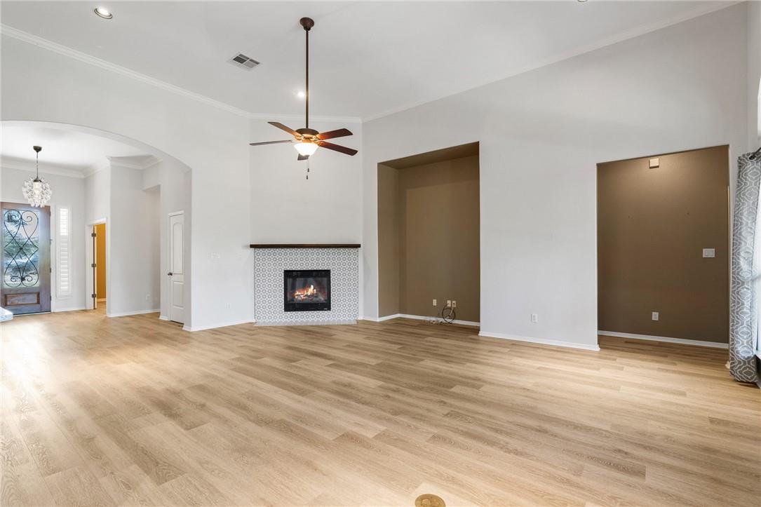 4708 Mont Blanc Dr, Bee Cave, TX 78738