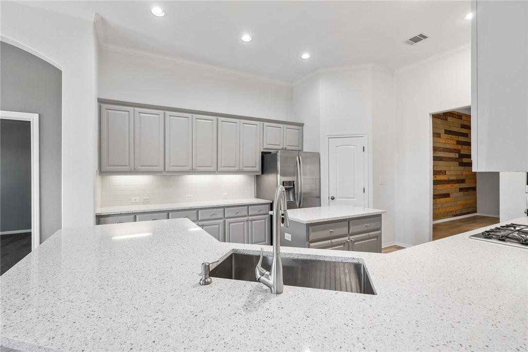 4708 Mont Blanc Dr, Bee Cave, TX 78738